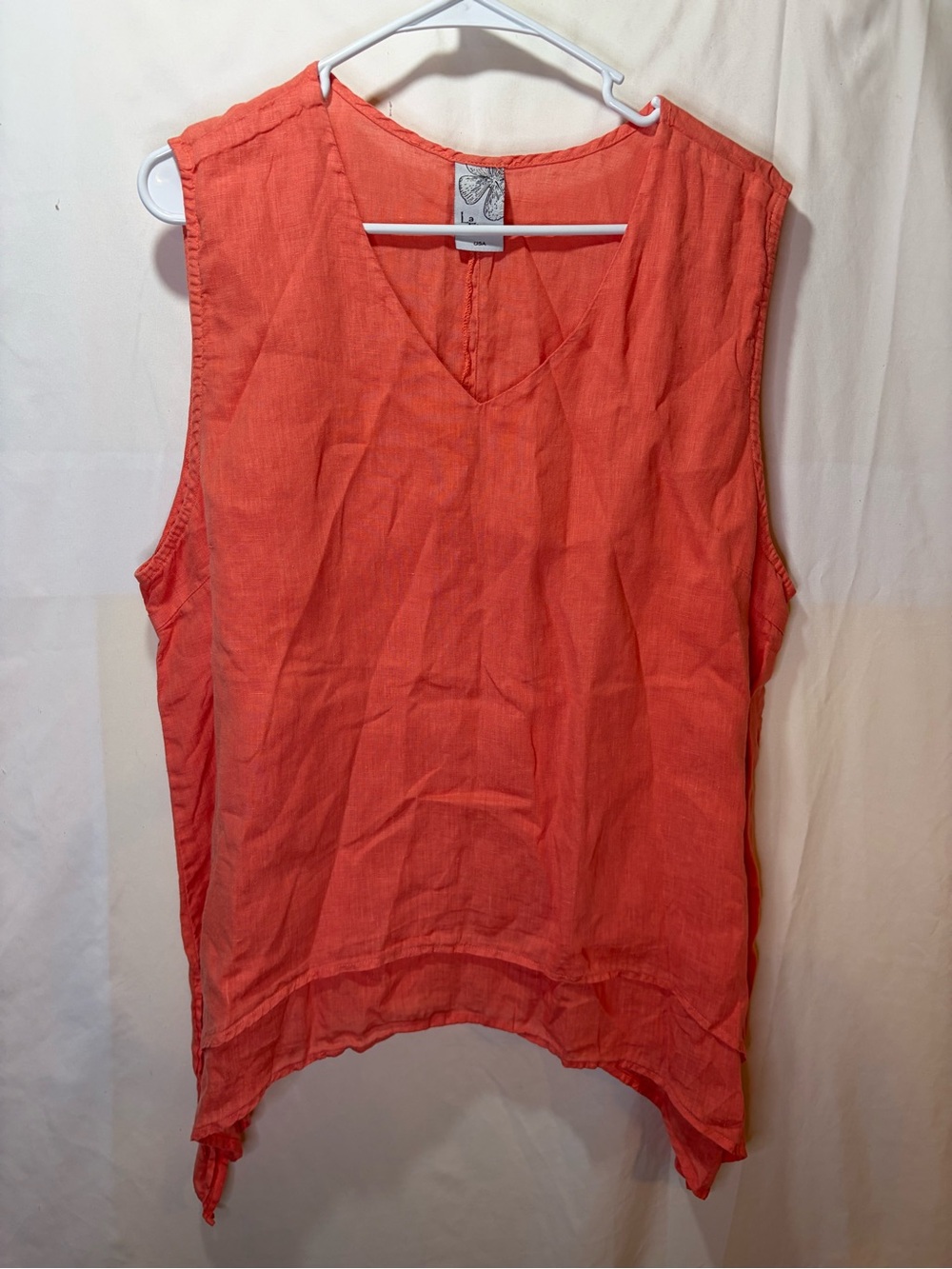 La Fixsun 100% Linen Sleeveless V-Neck Women’s Top in Coral
